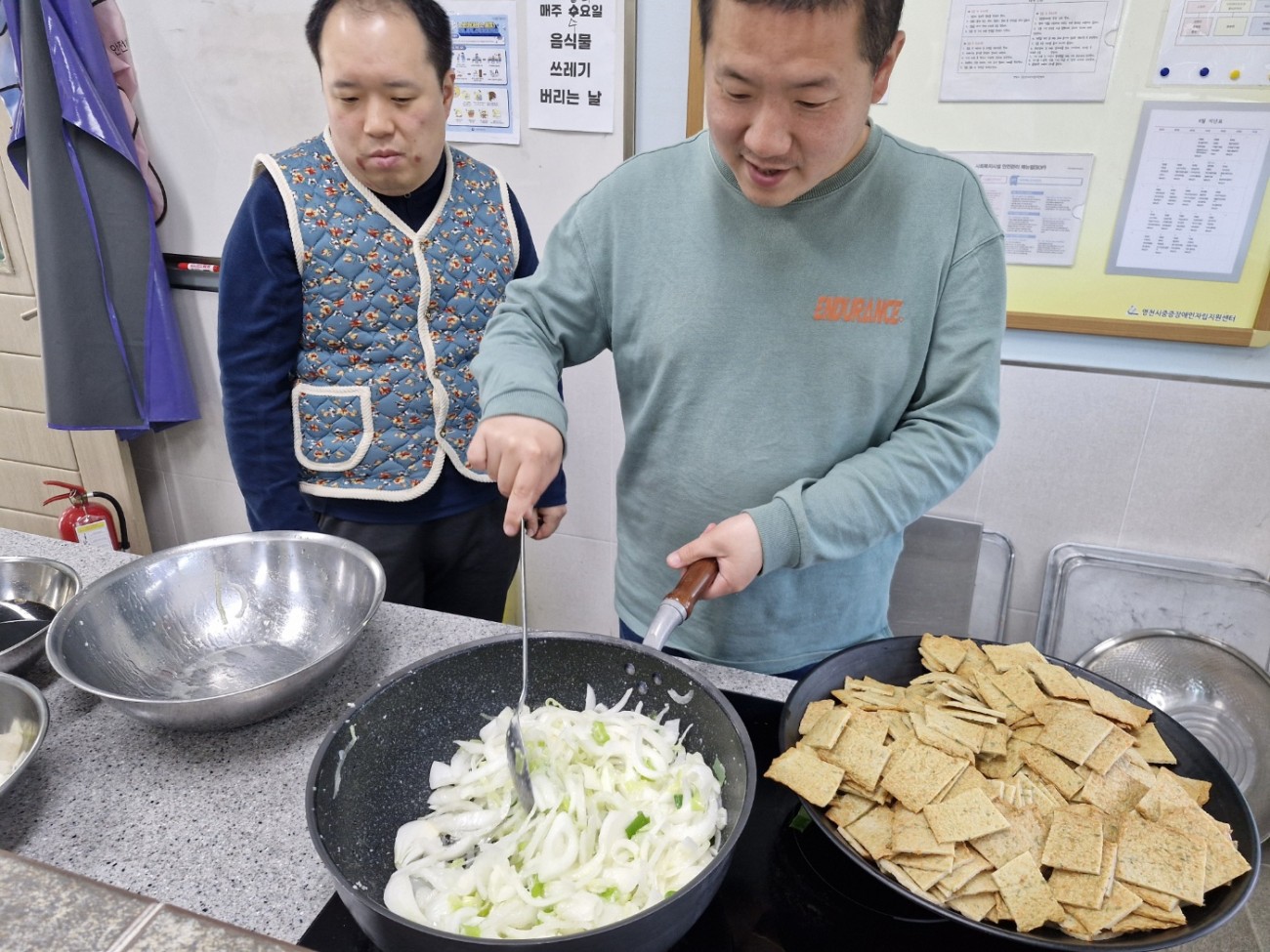 eccc9f231eb7b8e1819bf0e3a3aa561e_1778574795_8556.jpg